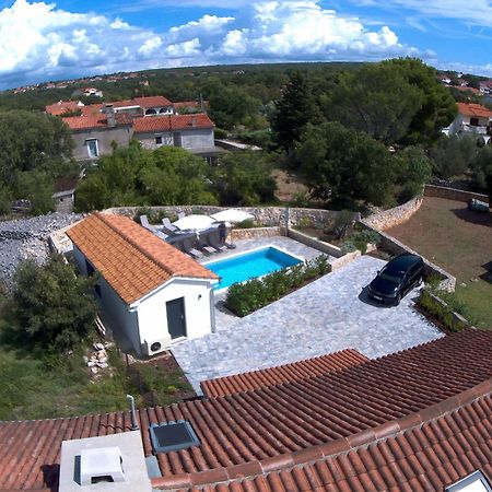 Villa Diny With Pool Pinezici  Exterior photo