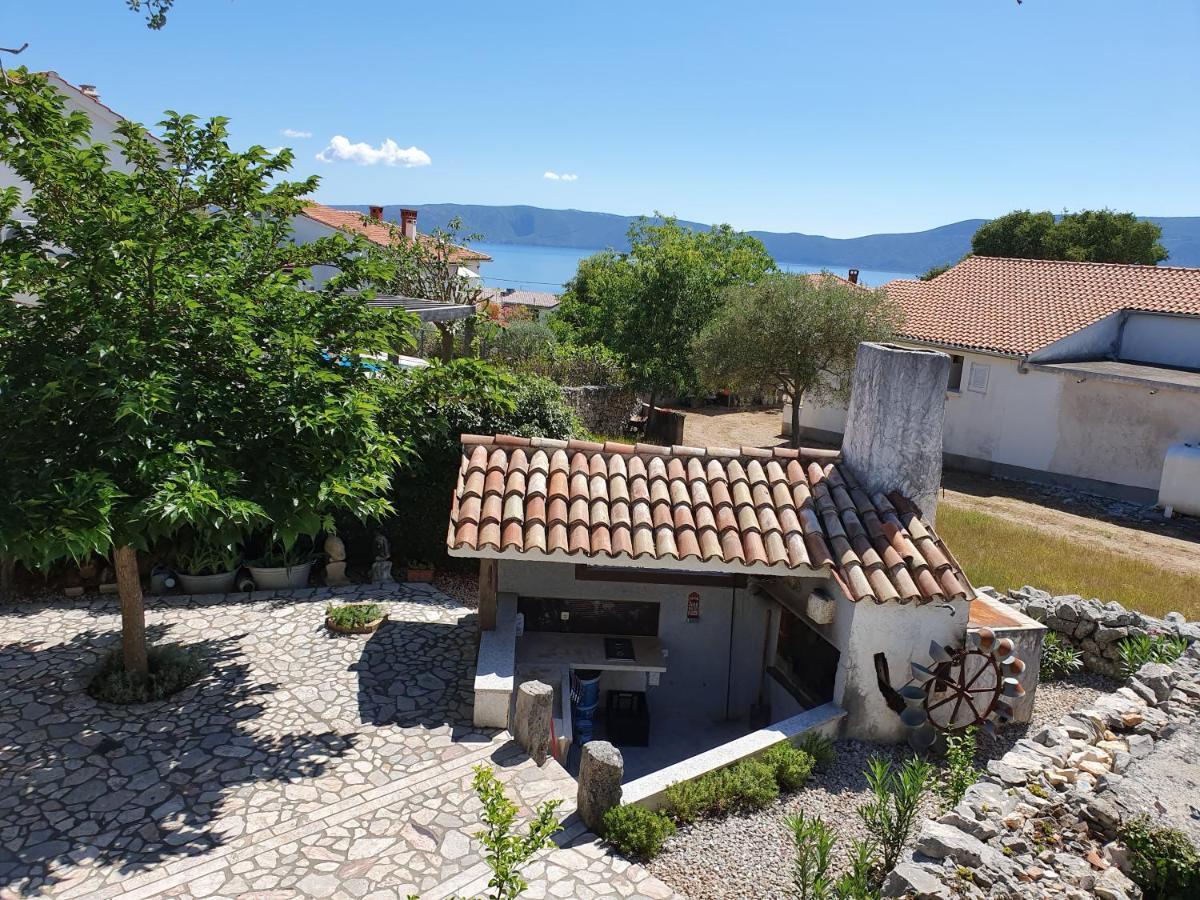 Villa Diny With Pool Pinezici  Exterior photo